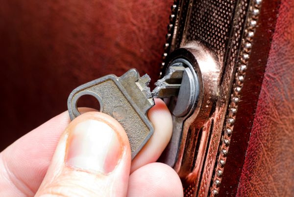 Key Snapped in the Lock in Reading? What to Do Next